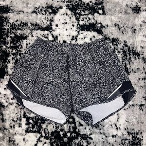 Lululemon Hotty Hot Long/Talk Shorts
